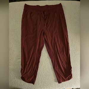 Lululemon Athletica Maroon Cinched Pants Activewear